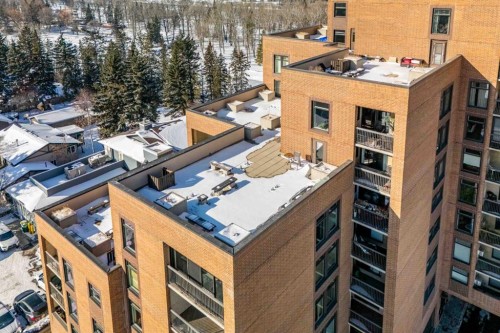 712-8604 48 Avenue Nw, Calgary, AB 
