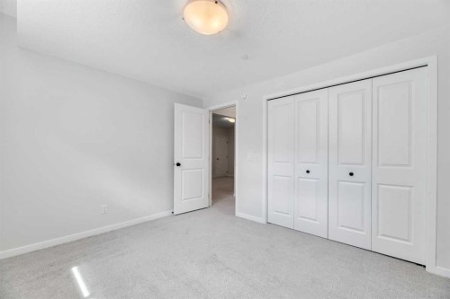 33 Lucas Rise Nw, Calgary, AB 
