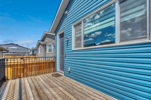 33 Lucas Rise Nw, Calgary, AB 