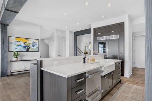 2010 29 Avenue Sw, Calgary, AB 