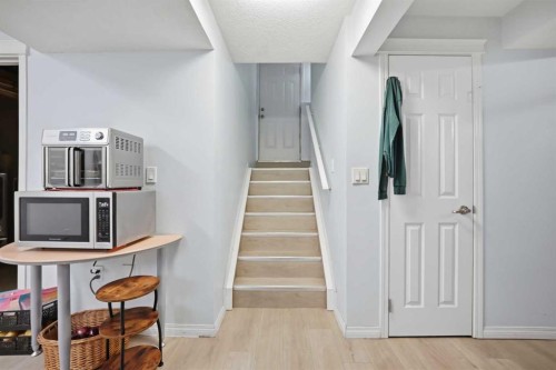89 Saddlehorn Close Ne, Calgary, AB 