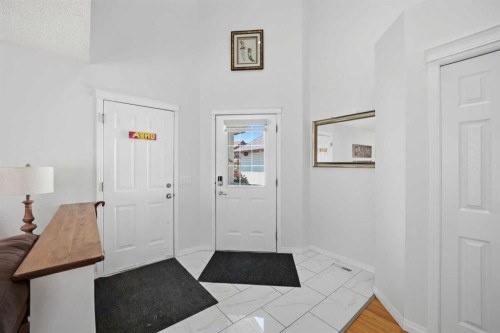 89 Saddlehorn Close Ne, Calgary, AB 