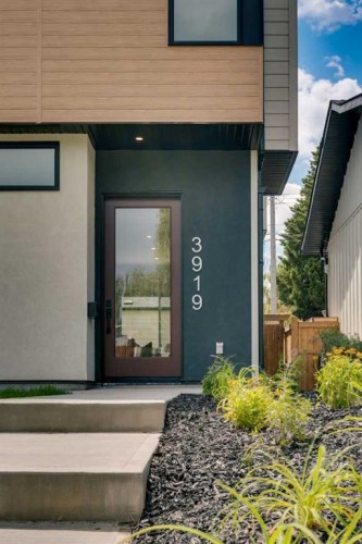 3919 23 Avenue Sw, Calgary, AB 