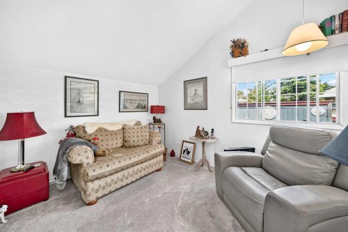310 Huntham Place Ne, Calgary, AB 