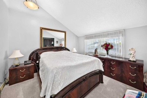 310 Huntham Place Ne, Calgary, AB 