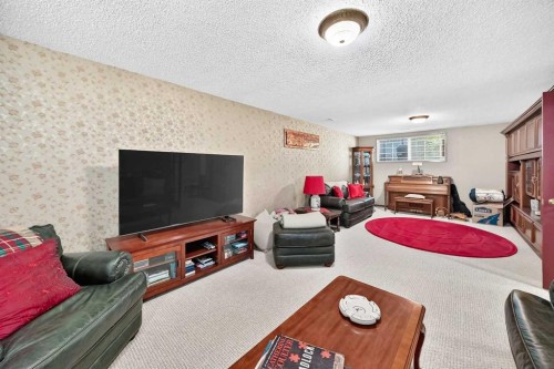 310 Huntham Place Ne, Calgary, AB 