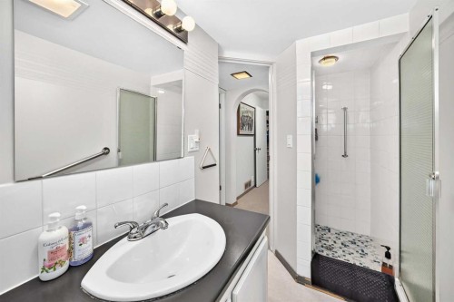 310 Huntham Place Ne, Calgary, AB 