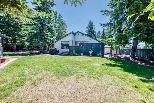310 Huntham Place Ne, Calgary, AB 