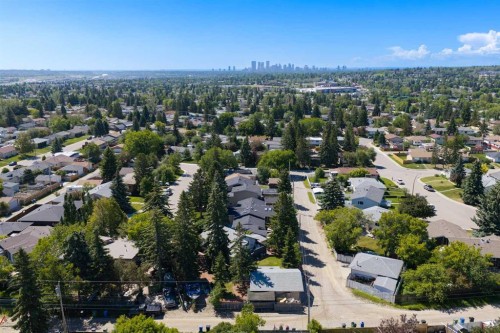 310 Huntham Place Ne, Calgary, AB 