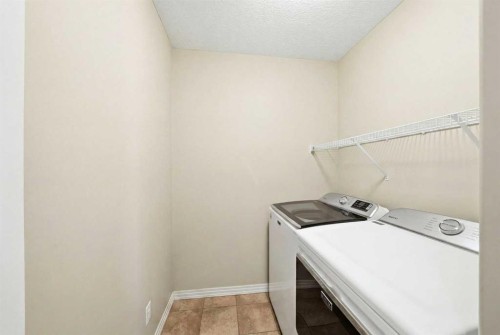 13 Drake Landing Way, Okotoks, AB 