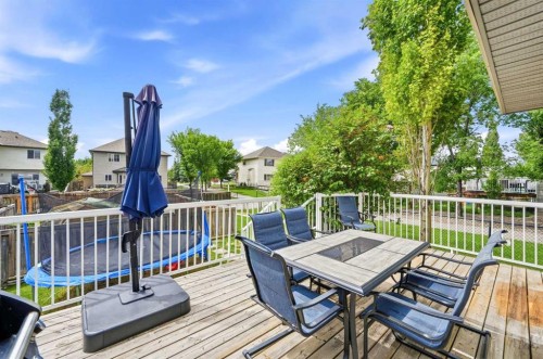 13 Drake Landing Way, Okotoks, AB 