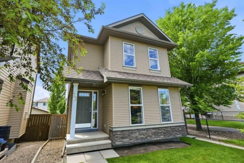 13 Drake Landing Way, Okotoks, AB 