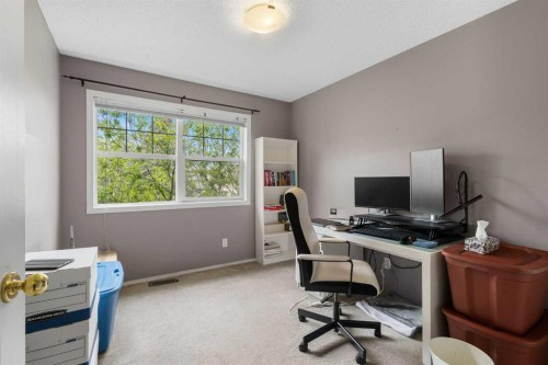 30 Hidden Ranch Road Nw, Calgary, AB 