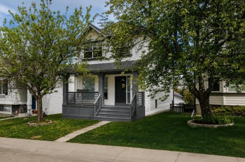 30 Hidden Ranch Road Nw, Calgary, AB 