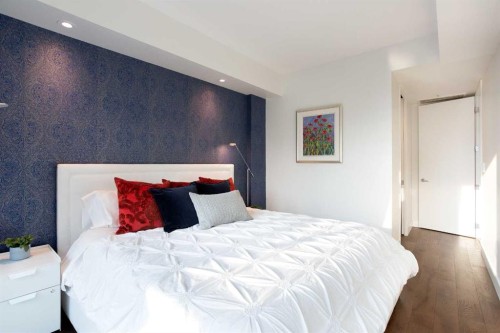 1005-205 Riverfront Avenue Sw, Calgary, AB - Indoor Photo Showing Bedroom