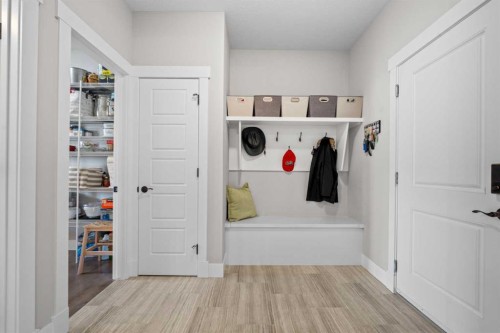 237 Kinniburgh Way, Chestermere, AB 