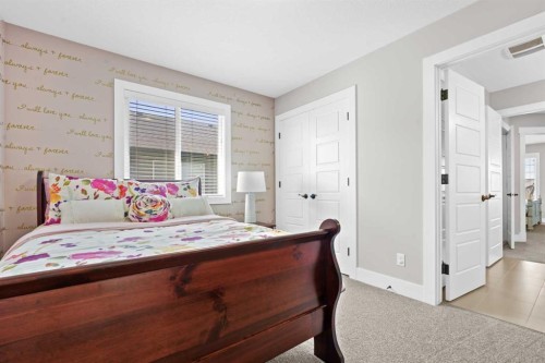 237 Kinniburgh Way, Chestermere, AB 