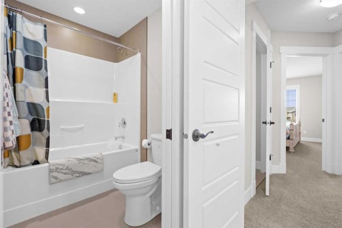 237 Kinniburgh Way, Chestermere, AB 