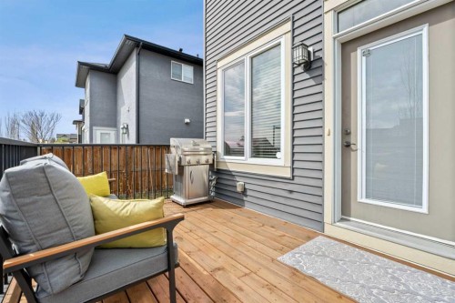 237 Kinniburgh Way, Chestermere, AB 
