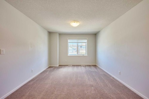 85 Yorkstone Heath Sw, Calgary, AB 