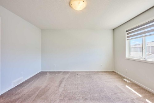 85 Yorkstone Heath Sw, Calgary, AB 
