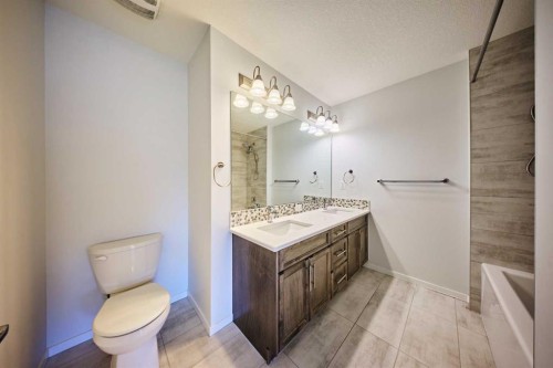 85 Yorkstone Heath Sw, Calgary, AB 