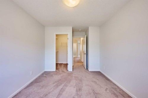 85 Yorkstone Heath Sw, Calgary, AB 