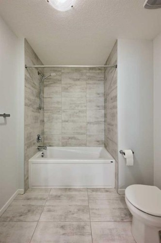 85 Yorkstone Heath Sw, Calgary, AB 