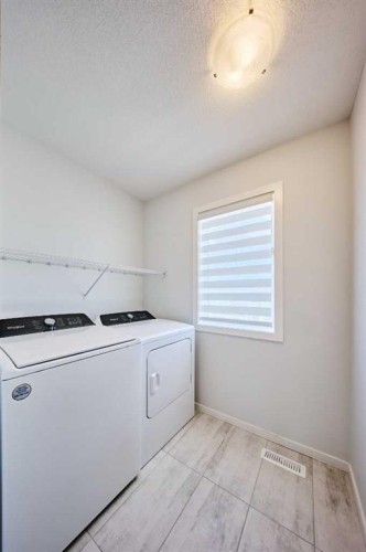 85 Yorkstone Heath Sw, Calgary, AB 
