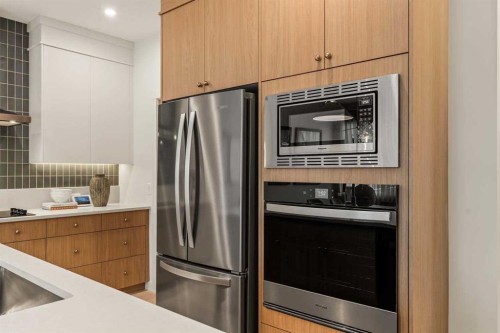 148 Lucas Green Nw, Calgary, AB 
