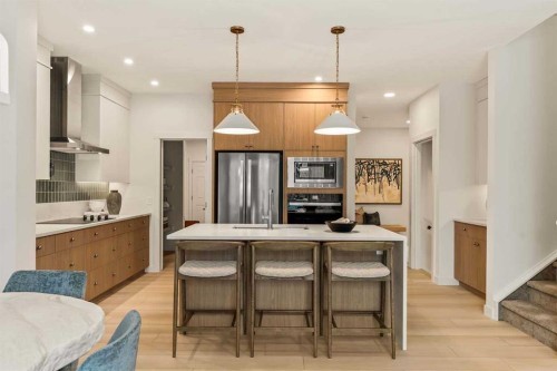 148 Lucas Green Nw, Calgary, AB 