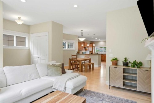 612 19 Avenue Nw, Calgary, AB 