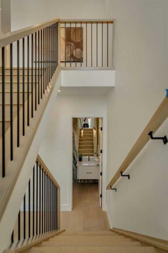 3917 23 Avenue Sw, Calgary, AB - Indoor Photo Showing Other Room