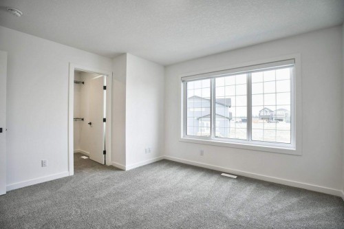 41 Legacy Point Terrace Se, Calgary, AB 
