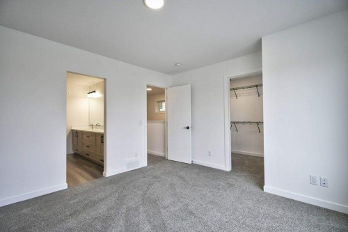 41 Legacy Point Terrace Se, Calgary, AB 