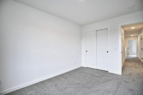 41 Legacy Point Terrace Se, Calgary, AB 