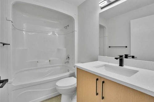 74 Castledale Way Ne, Calgary, AB 