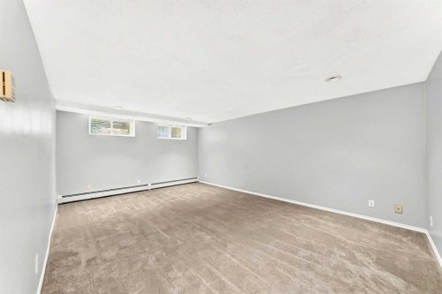 1712 28 Street Sw, Calgary, AB 