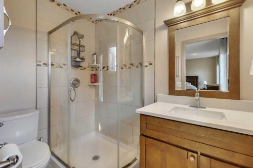 56 Coverdale Place Ne, Calgary, AB 