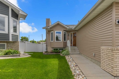 56 Coverdale Place Ne, Calgary, AB 