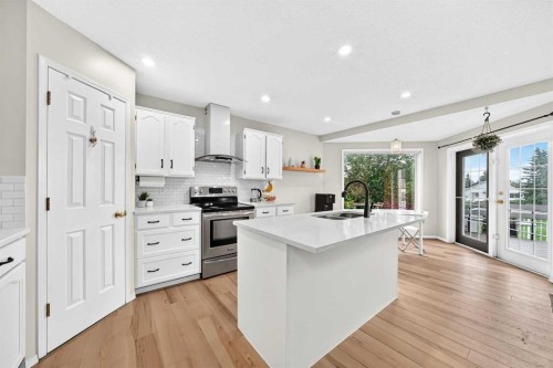27 Covette Green Ne, Calgary, AB 