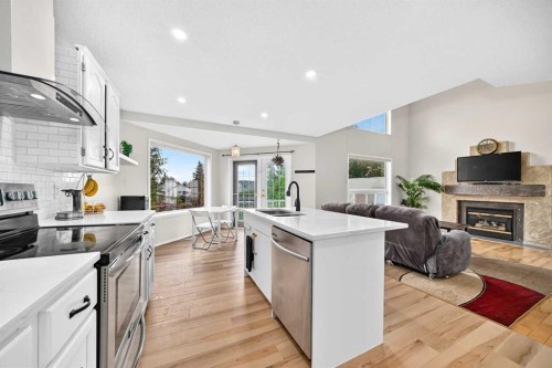 27 Covette Green Ne, Calgary, AB 