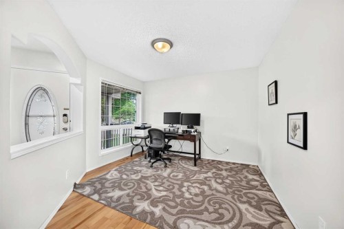 27 Covette Green Ne, Calgary, AB 