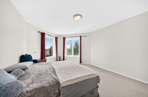 27 Covette Green Ne, Calgary, AB 