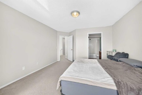 27 Covette Green Ne, Calgary, AB 