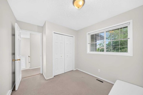 27 Covette Green Ne, Calgary, AB 