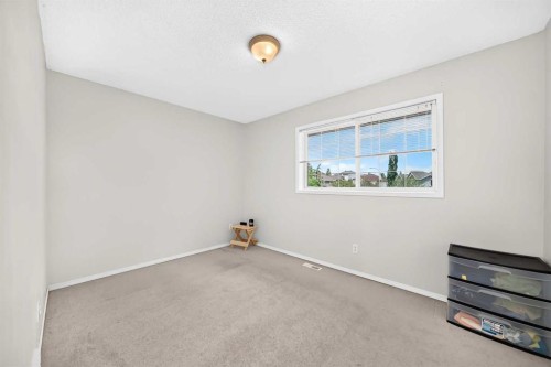 27 Covette Green Ne, Calgary, AB 