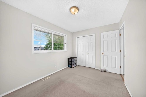 27 Covette Green Ne, Calgary, AB 
