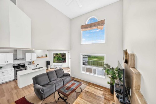 27 Covette Green Ne, Calgary, AB 