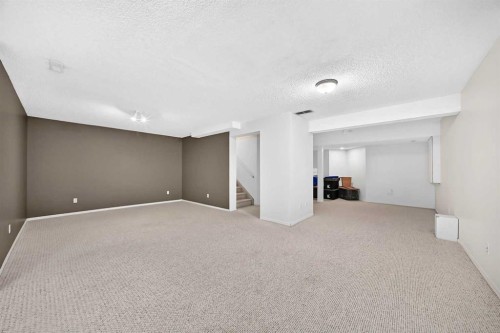 27 Covette Green Ne, Calgary, AB 